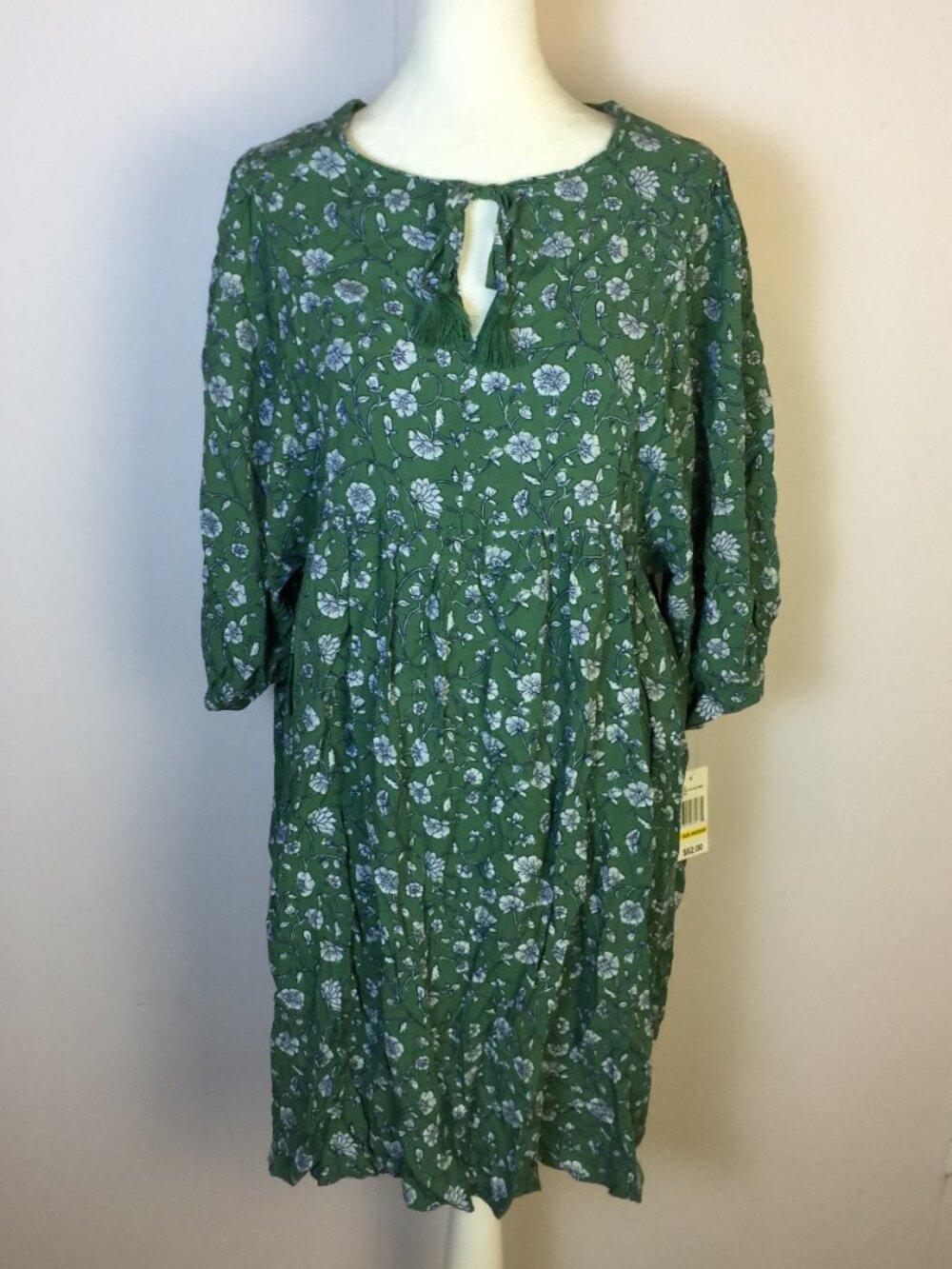 New! Angels Forever Young Dress Sz M Womans Green Floral Boho Tassel 3/4 Sleeve